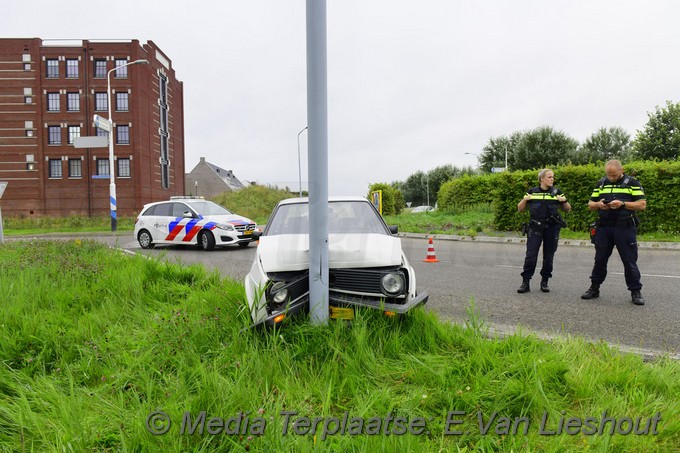 Mediaterplaatse automobilist ramt lichtmast hdp 29082021 Image00001