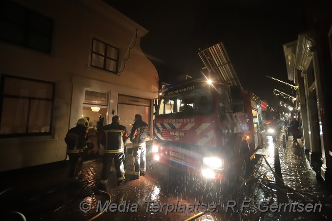 Mediaterplaatse woning brand dorpstraat moordrecht 01122021 Image00010