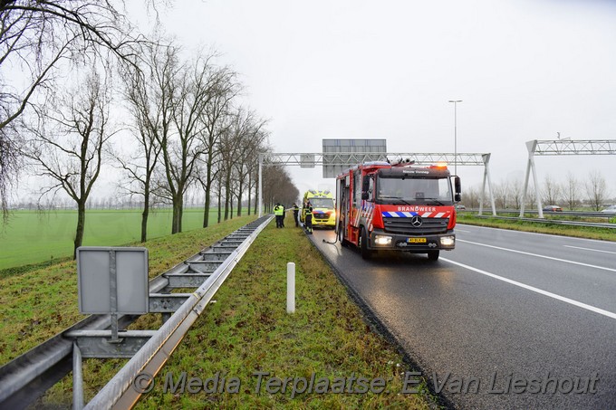 Mediaterplaatse motorcrosser klapt op boom 24122021 Image00003