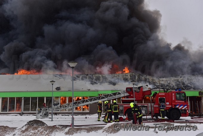 Mediaterplaatse gebouw brand intratuin lisse 08022021 Image00003