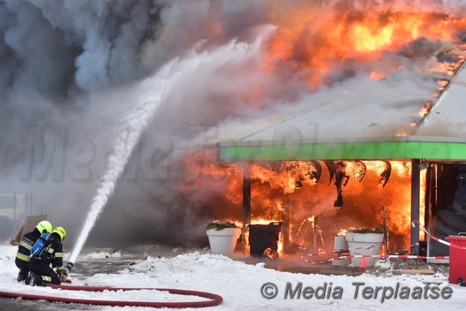 Mediaterplaatse gebouw brand intratuin lisse 08022021 Image00007