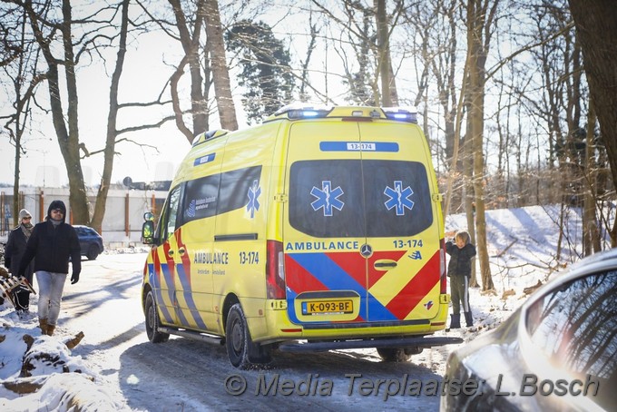 Mediaterplaatse kinderen gewond bij sleeen bloemendaal 13022021 Image00003