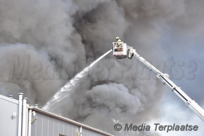 Mediaterplaatse grote brand ver meulen hazerwoude dorp 21022021 Image00003