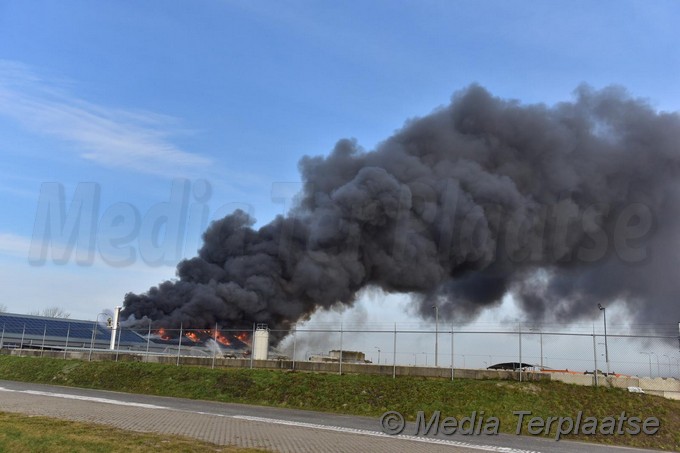 Mediaterplaatse grote brand ver meulen hazerwoude dorp 21022021 Image00006