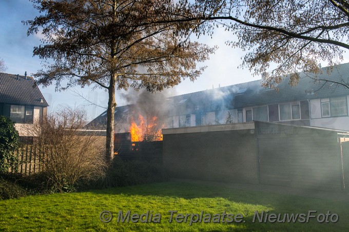 Mediaterplaatse Hoge vlammen bij schuurbrand 23022021 Image00002