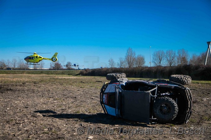 Mediaterplaatse buggy zwaar gewond in vijfhuizen 28022021 Image00011