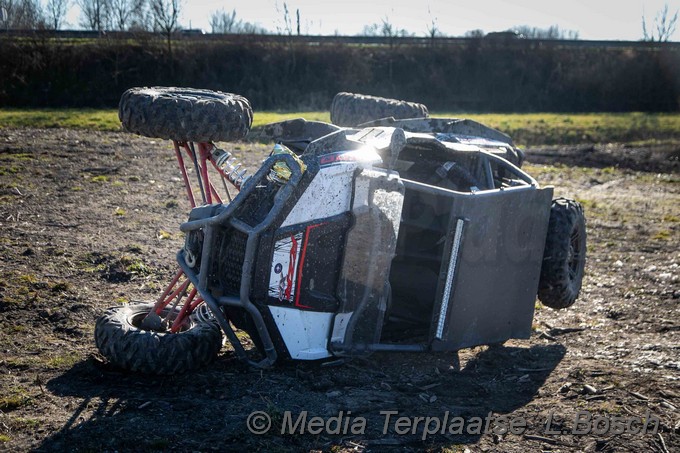 Mediaterplaatse buggy zwaar gewond in vijfhuizen 28022021 Image00012