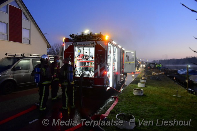 Mediaterplaatse felle brand schipholdijk 02032021 Image00010