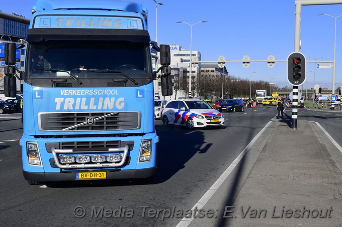 Mediaterplaatse moterrijder onderuit in hoofddorp 05032021 Image00002