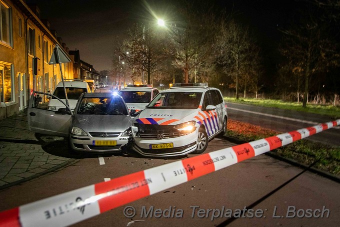 Mediaterplaatse schade na achtervolging bij aan politie voertuig haarlem 09032021 Image00001