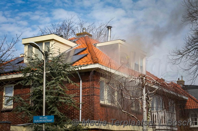 Mediaterplaatse brand door laswerk in Santpoort 24032021 Image00006
