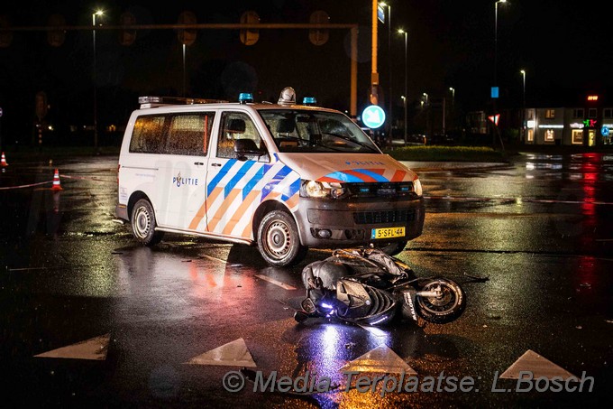 Mediaterplaatse scooterrijder gewond na achtervolging Haarlem 27032021 Image00008