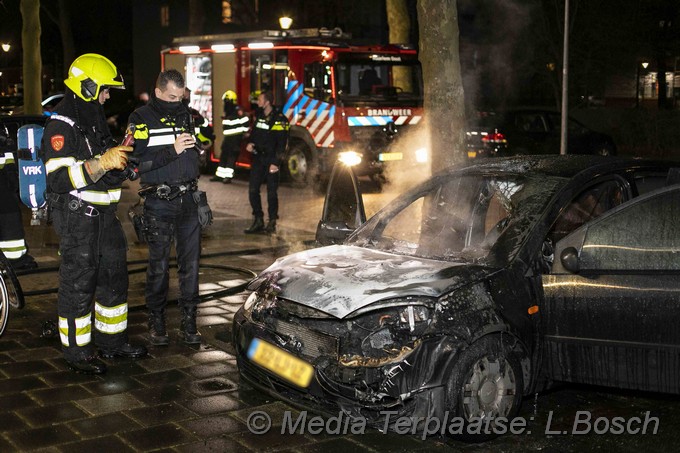 Mediaterplaatse Auto brand parkwijk Haarlem 27032021 Image00003