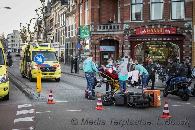 Mediaterplaatse maaltijd bezorger gewond Haarlem 27032021 Image00002