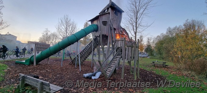 Mediaterplaatse brandje in leiden Noord speeltoestel WPF 2112021 Image00003