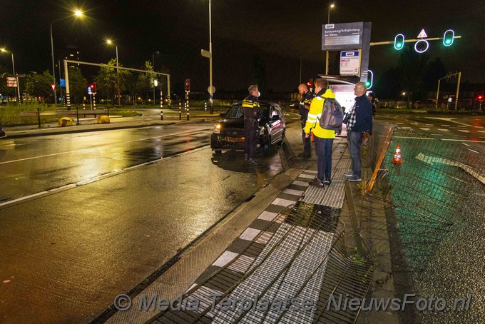 mediaterplaatse Hek uit de grond gereden na ongeval haarlem 01102021 Image00003