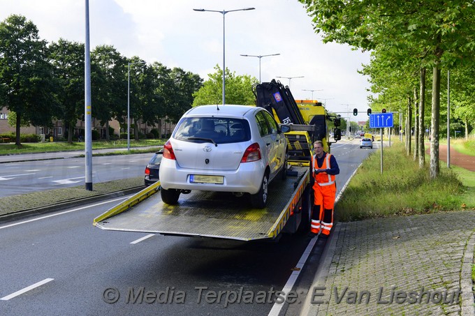 mediaterplaatse auto op stoeprand hdp 06102021 Image00006