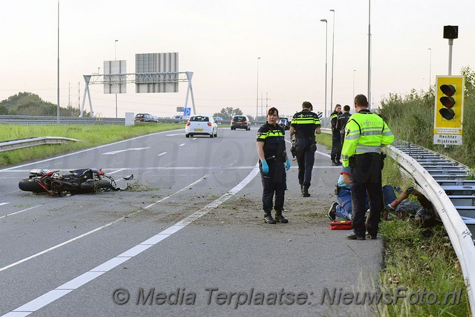 mediaterplaatse motorrijder onderuit a205 zwanenburg 08102021 Image00001