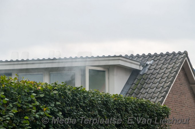 Mediaterplaatse brand achter openhaard rijsenhout 09102021 Image00007