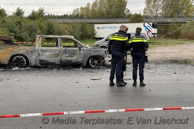 Mediaterplaatse caravan met pickup brand af hdp 20102021 Image00011