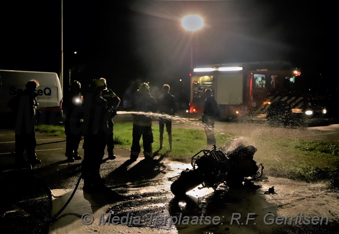 Mediaterplaatse voertuigbrand reeuwijkse houtwal 13092021 Image00004