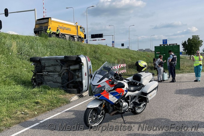 mediaterplaatse auto te water schiphol rijk 21092021 Image00005