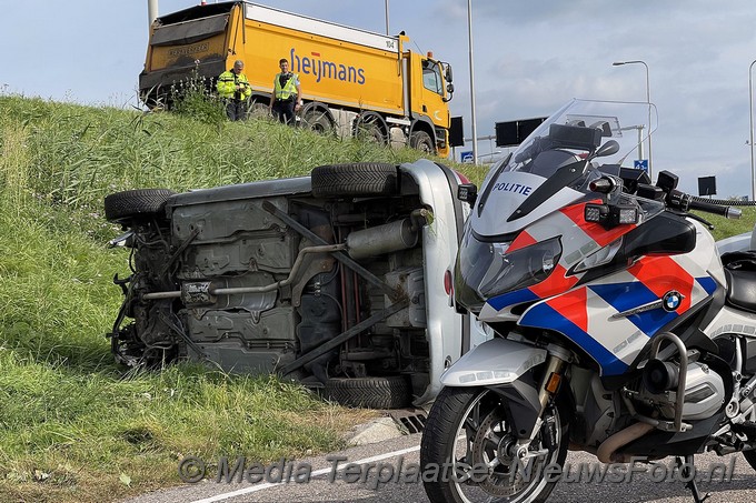 mediaterplaatse auto te water schiphol rijk 21092021 Image00006