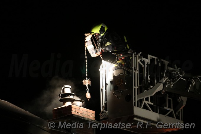 Mediaterplaatse schoorsteen brand in gouda 13112018 Image00048