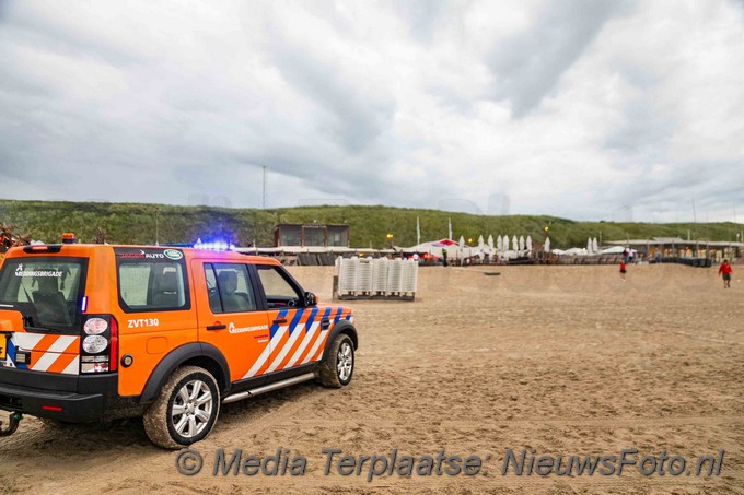 Mediaterplaatse reanimatie op strand feest overveen 04072021 Image00003