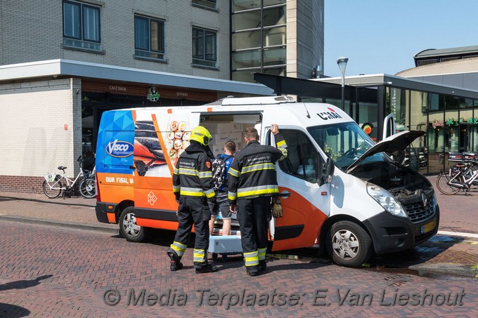 Mediaterplaatse bestelbus inbrand tijdens lossen vracht hoofddorp 22072021 Image00006