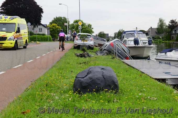 Mediaterplaatse voertuig tussen wal en schip rijsenhout 30072021 Image00006