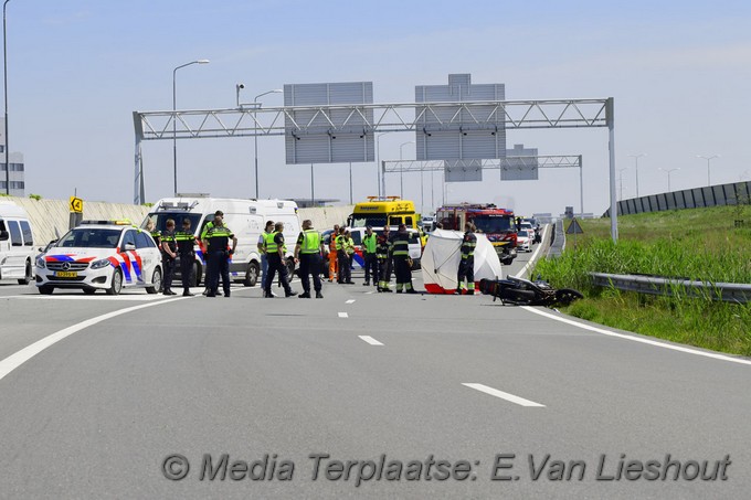 Mediaterplaatse motorrijder overleden op de a4 badhovedorp 02062021 Image00005