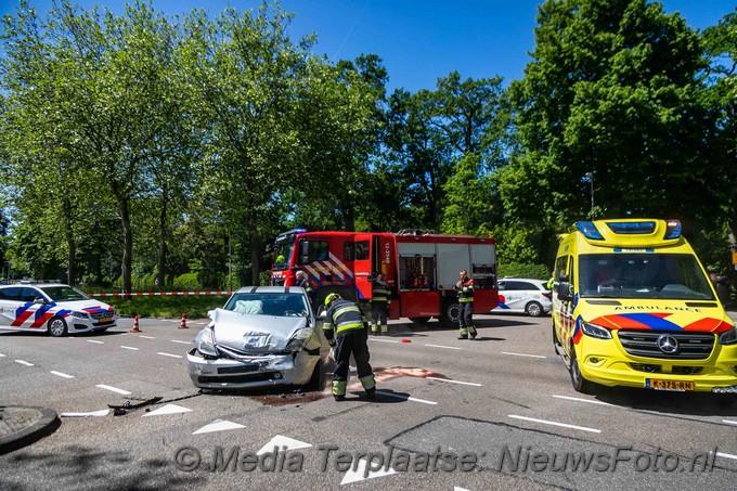 Mediaterplaatse auto op kop heemstede 13062021 Image00003