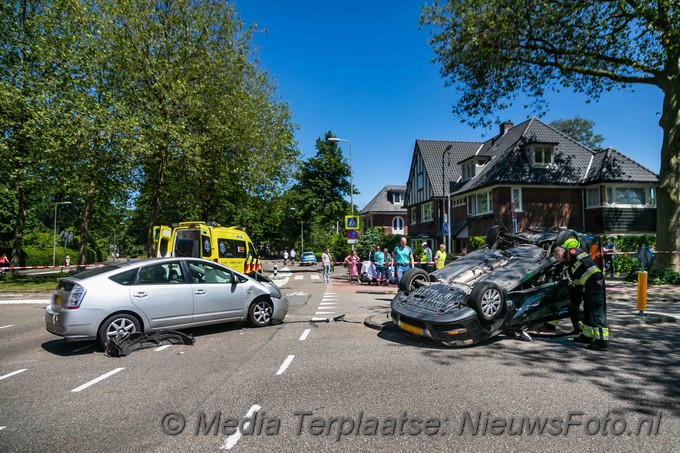 Mediaterplaatse auto op kop heemstede 13062021 Image00007