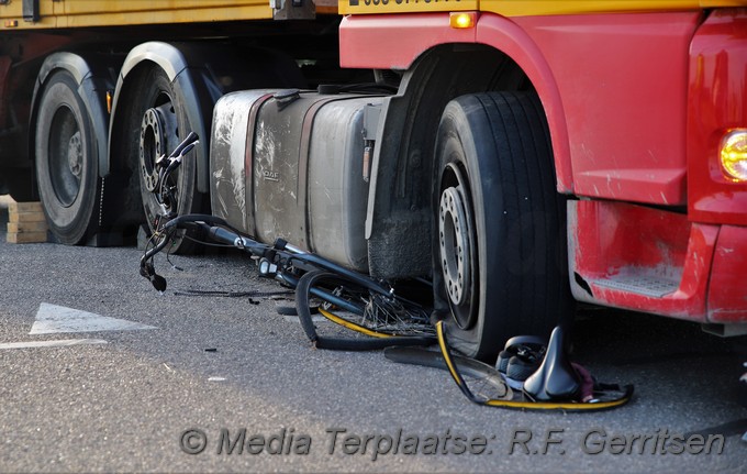 Mediaterplaatse verkeers ongeval moordrecht 14062021 Image00008