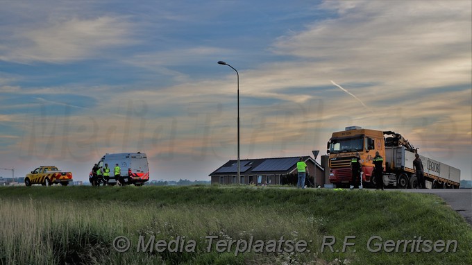 Mediaterplaatse verkeers ongeval moordrecht 14062021 Image00012