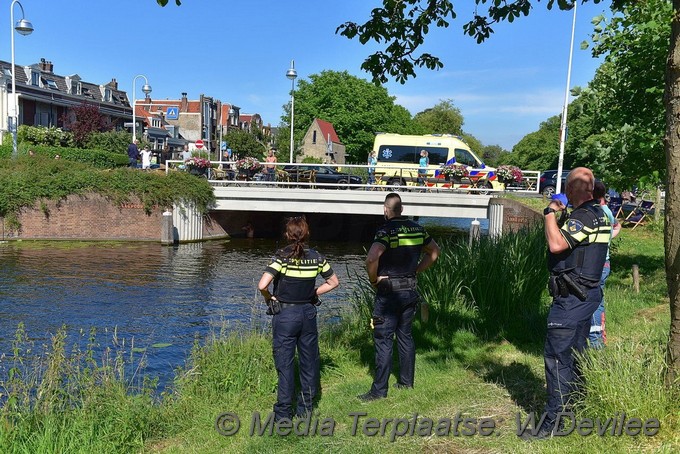 Mediaterplaatse verwarden man springt in het water ldn 24062021 Image00005
