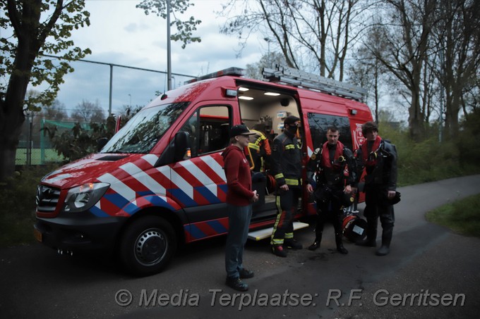 Mediaterplaatse brandweer duikt telefoon op gouda 03052021 Image00037