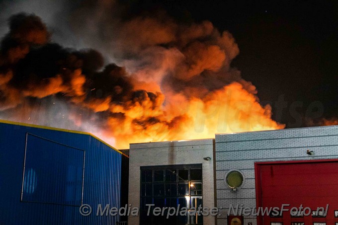 Mediaterplaatse grote brand waarderpolder haarlem 11052021 Image00002