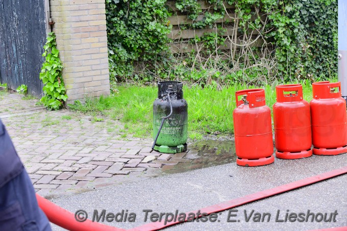 Mediaterplaatse brand in schuur naast woning zwaanshoek 23052021 Image00009