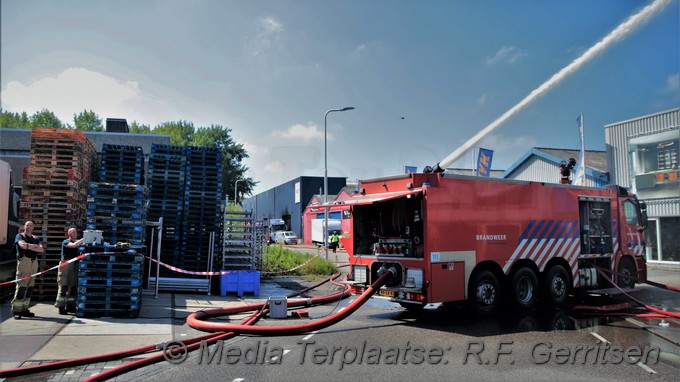 Mediaterplaatse grote brand lekkerkerk 30052021 Image00023