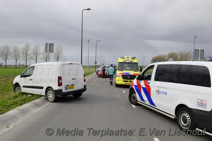 Mediaterplaatse ongeval auto auto hdp 07042022 Image00001