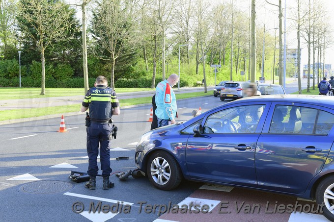 Mediaterplaatse ongeval auto elektriche step hoofddorp 20042022 Image00005