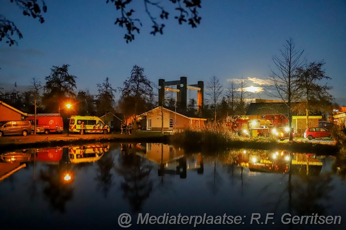 Mediaterplaatse persoon te water stoofkade gouda 08122022 Image00020
