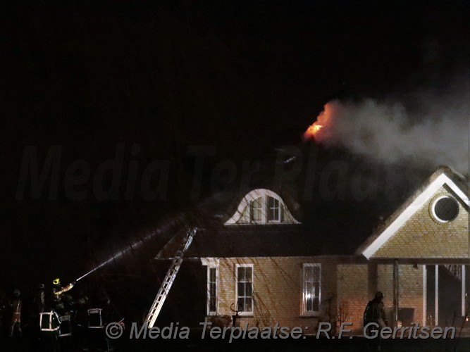 Mediaterplaatse gebouwbrand gravenbroekseweg molenweg Zevenhuizen 14022022 Image00008