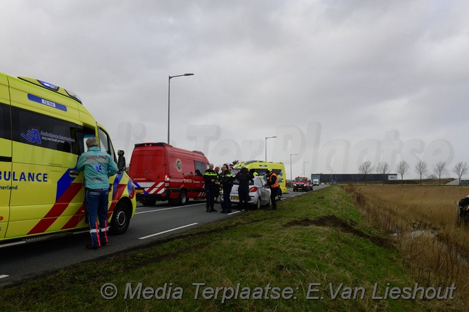 Mediaterplaatse bakwagen prooi van storm Eunice rozenburg 18022022 Image00006