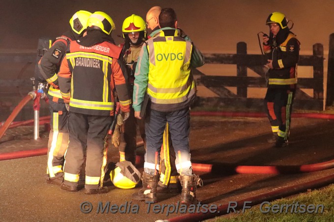 Mediaterplaatse brand in hooischuur nieuwerkerk aan de ijssel 01012022 Image00008