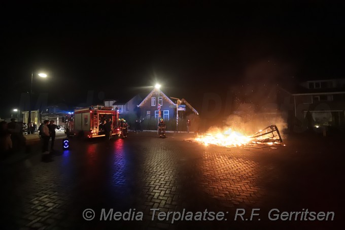Mediaterplaatse voertuigbrand reewal reeuwijk 01012022 Image00003