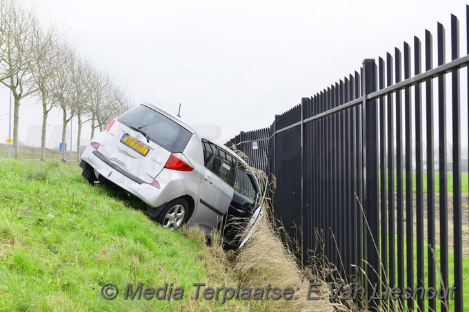 Mediaterplaatse ongeval rotonde nieuwe bennebroekerweg 15012022 Image00005