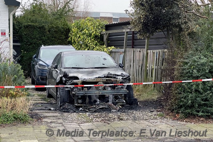 Mediaterplaatse getuigen gezond na autobrand zwanenburg 25012022 Image00001